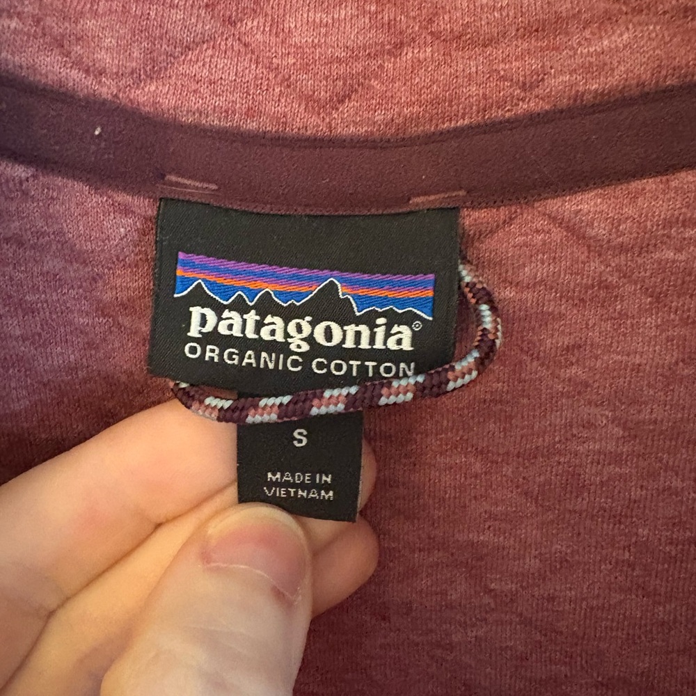 Patagonia Women's Quilted Cowl Sweater - Mauve - Picture 3 of 4